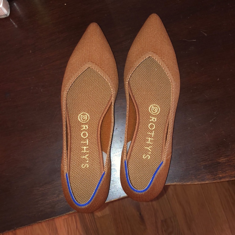 Rothy’s Fawn Pointe Flats Size 8